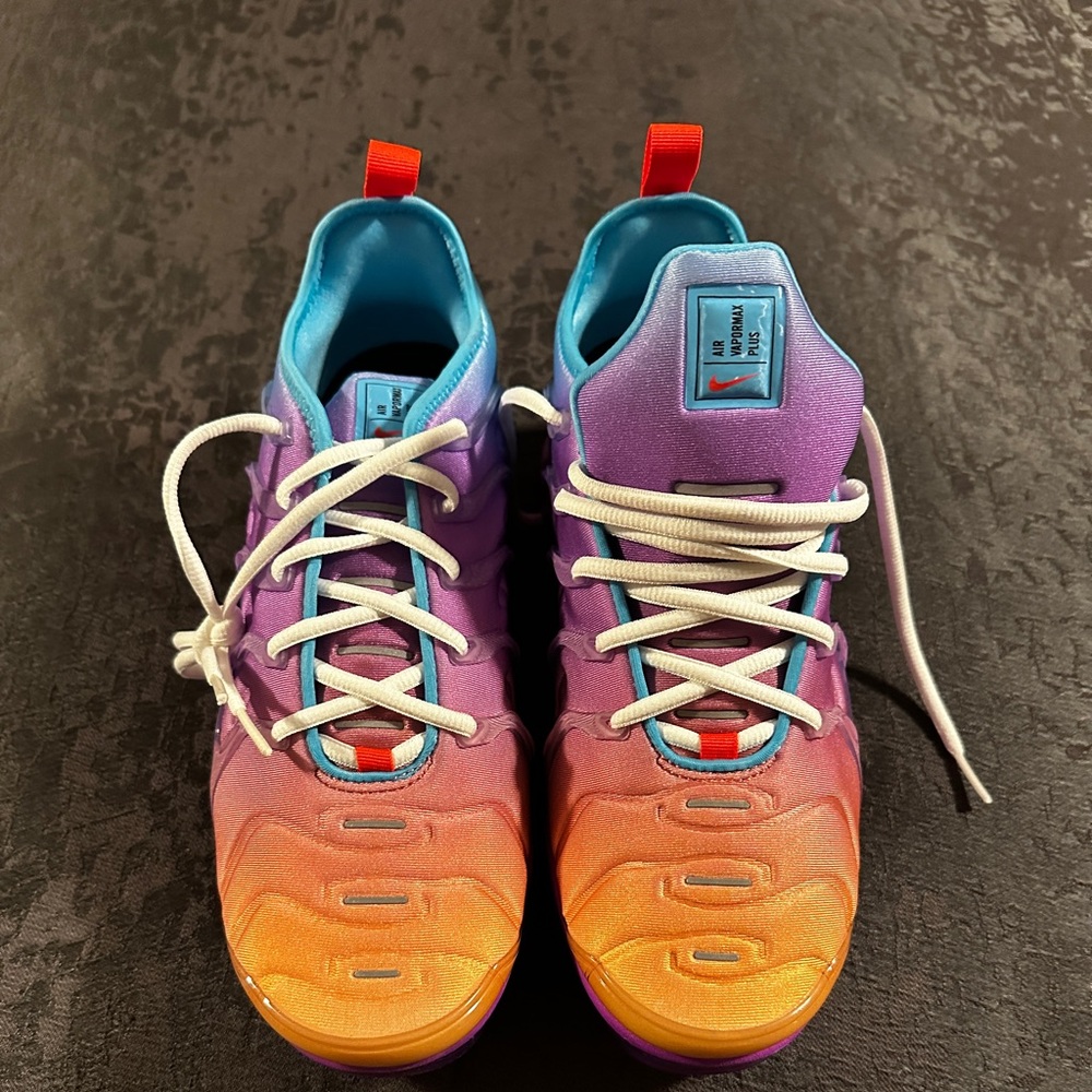 Vapormax Plus Multi Color Gradient